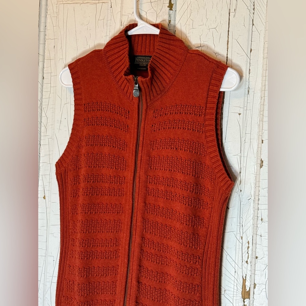 Pendleton Vest Size M - image 5